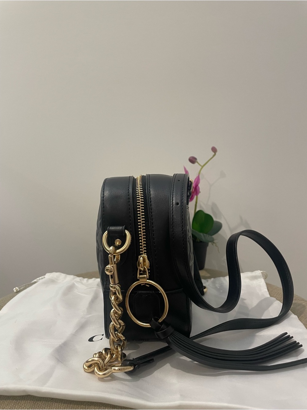 Coach Black Embossed Leather Camera Crossbody with Gold Chain - Picture 4 of 16